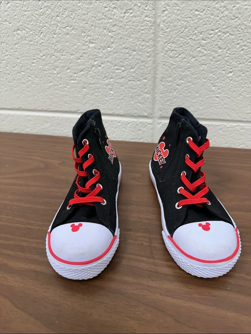 NWOT Disney Black and Red Mickey High-Top Sneakers for Kids size 12-1/2